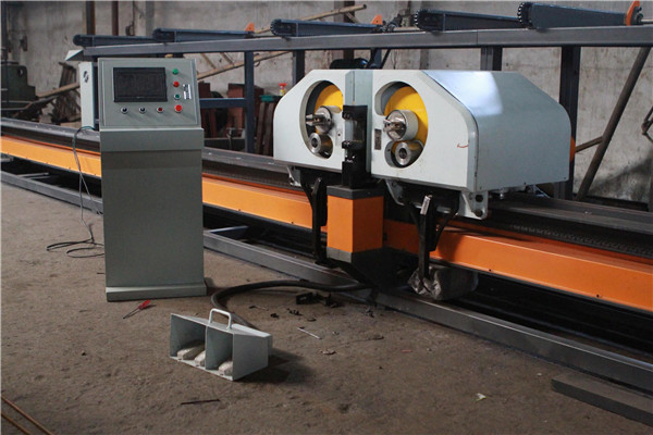 ലംബമായ സിഎൻസി വൈറസ് ഡിസേർഡ് റീബാർ സ്റ്റിറോപ്പ് ബെൻഡിംഗ്, ഇരട്ട ബെൻഡർ ഹെഡ്